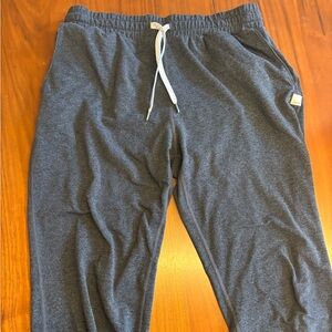 VUORI Women’s Performance Jogger in Heather Gray